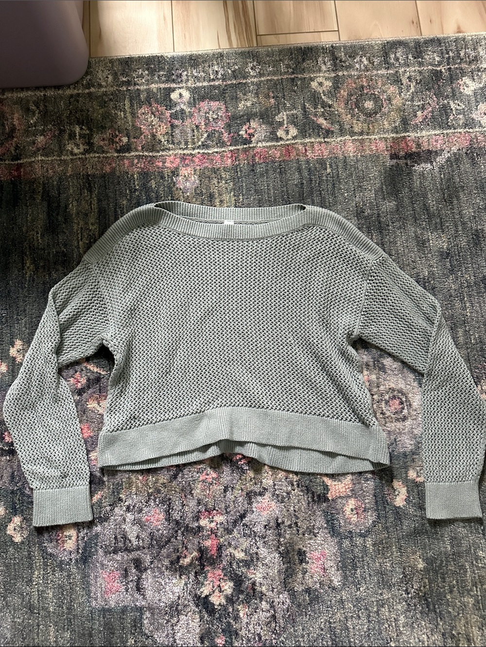 Old Navy Light Sage Open-Knit Cropped Sweater Small Cozy Casual Autumn Chic